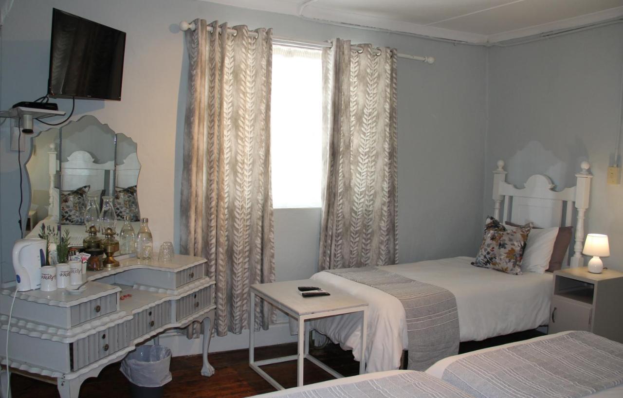@Karoo Guesthouse Graaff-Reinet エクステリア 写真