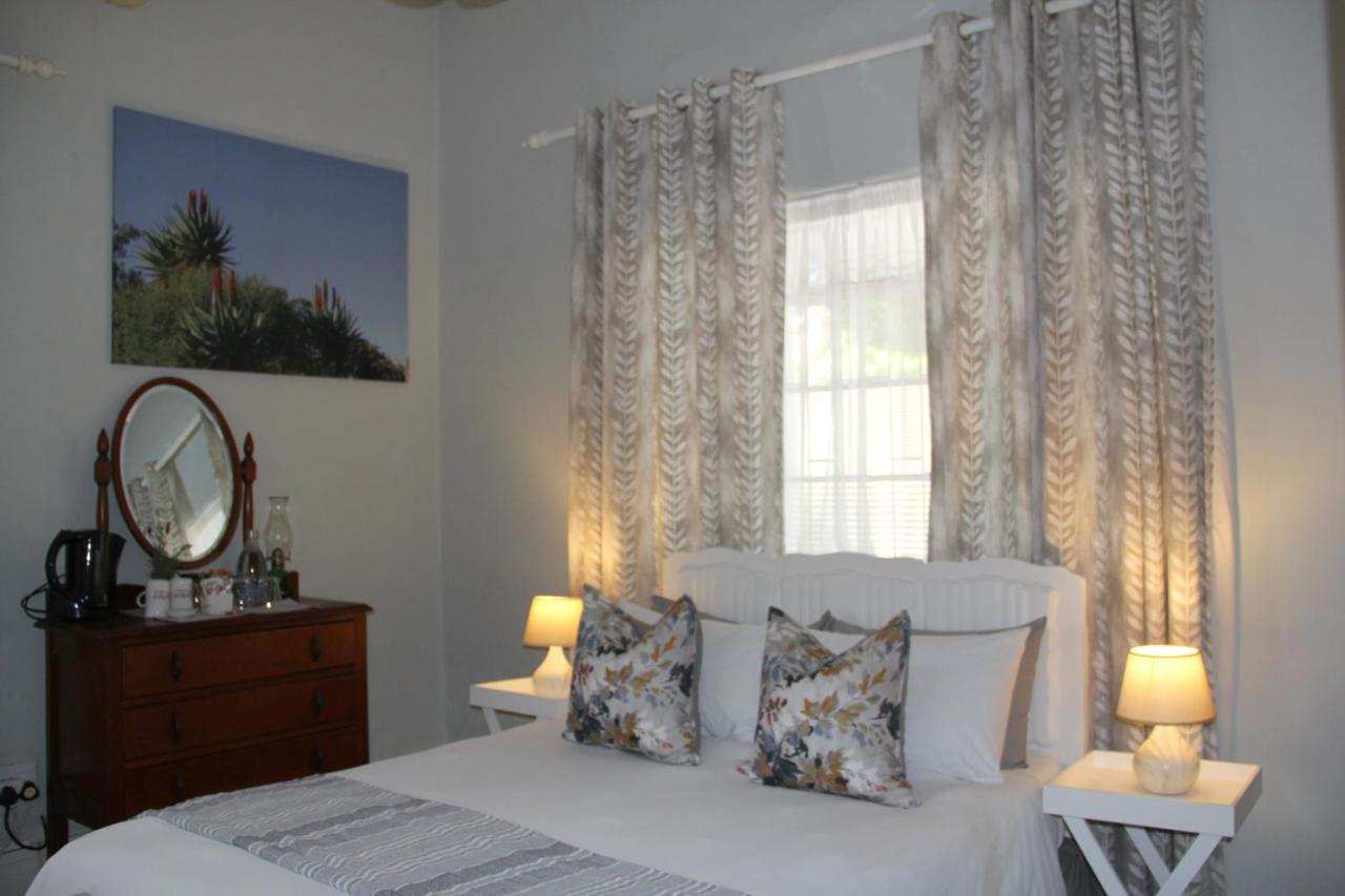 @Karoo Guesthouse Graaff-Reinet エクステリア 写真