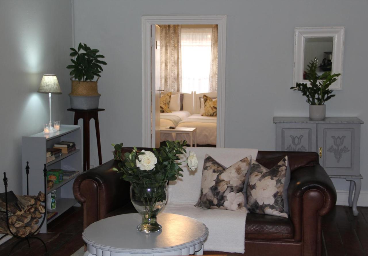 @Karoo Guesthouse Graaff-Reinet エクステリア 写真