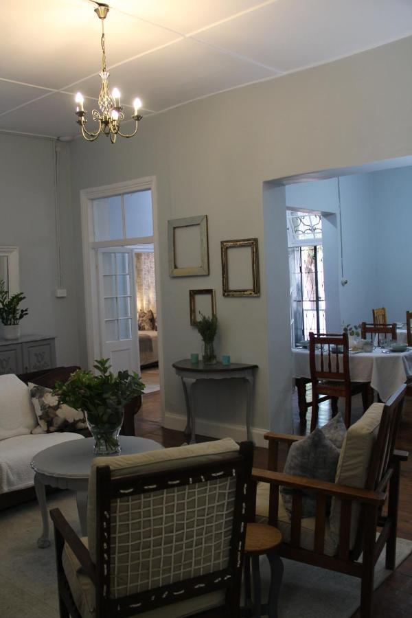 @Karoo Guesthouse Graaff-Reinet エクステリア 写真